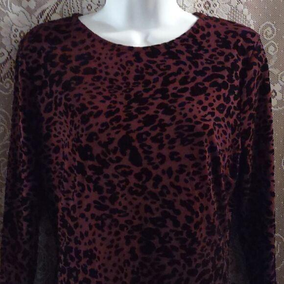 New Windsor Women's‎ Size L Dress Red Black Animal Print Backless Sexy Romantic - Picture 1 of 11